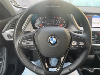 BMW 118 i Advantage Navi LED PDC Temp. + Limiter DAB