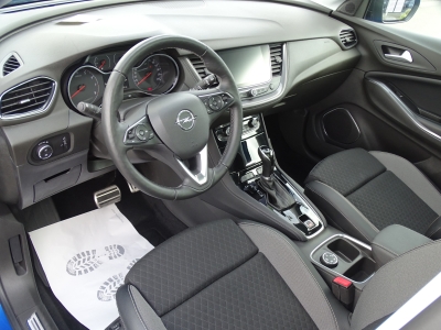 Opel Grandland X 1.6 Turbo / Innov./Automatik/LED