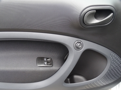 Smart ForTwo electric drive/EQ/Klimaauto/TEL/ALU/SHZG