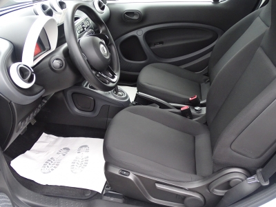 Smart ForTwo electric drive/EQ/Klimaauto/TEL/ALU/SHZG
