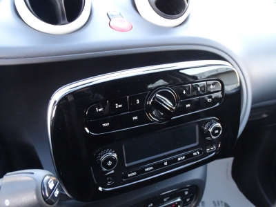 Smart Forfour electric drive/EQ/Klimaauto/TEL/ALU/SHZG