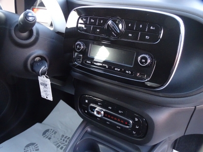 Smart Forfour electric drive/EQ/Klimaauto/TEL/ALU/SHZG