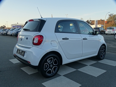 Smart Forfour electric drive/EQ/Klimaauto/TEL/ALU/SHZG