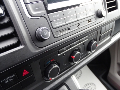 VW T6 Transporter 2.0TDI Kasten / DSG / KLIMA / PDC