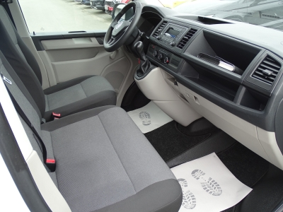 VW T6 Transporter 2.0TDI Kasten / DSG / KLIMA / PDC