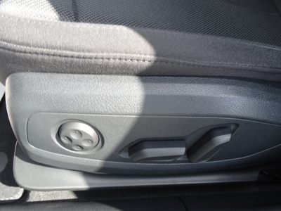 Audi A4 40TDI advanced / S-Tronic / DAB / NAVI / LED