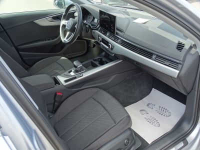 Audi A4 40TDI advanced / S-Tronic / DAB / NAVI / LED