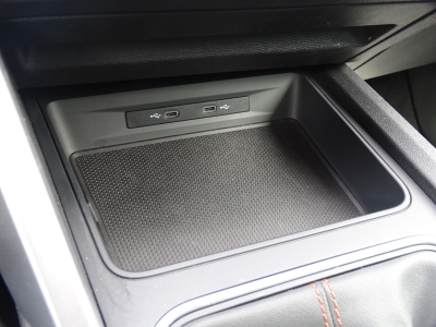 Seat Leon 1.5 TSI FR*NAVI*LED*DAB*PDC*SHZG*VIRTUAL*