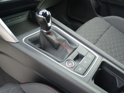 Seat Leon 1.5 TSI FR*NAVI*LED*DAB*PDC*SHZG*VIRTUAL*