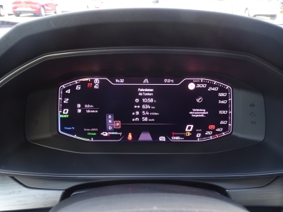 CUPRA Formentor 1.4 TSI e-HYBRID*LED*PANO*NAVI*DAB*AHK