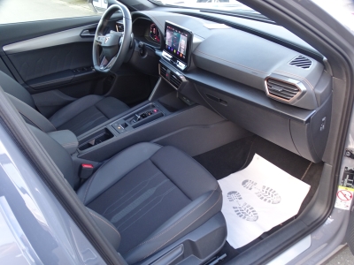 CUPRA Formentor 1.4 TSI e-HYBRID*LED*PANO*NAVI*DAB*AHK