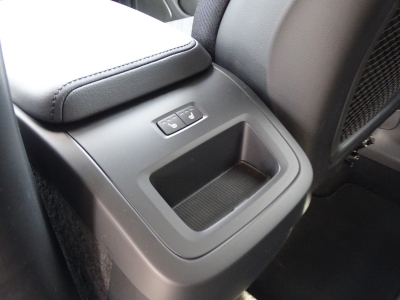 Volvo XC60 B4 CORE 2WD*LED*NAVI*RFK*GJR*4xSHZG*DAB*PDC