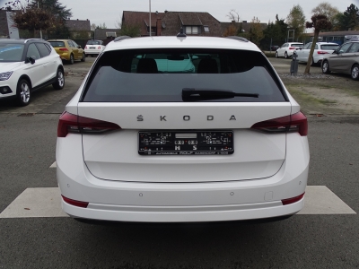 Skoda Octavia 1.5 Ambition*LED*DAB*PDC*SMART LINK*RFK*