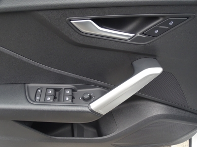 Audi Q2 30 TFSI*LED*DAB*KLIMA*PDC*RFK*TEL.*SPUR ASSI*