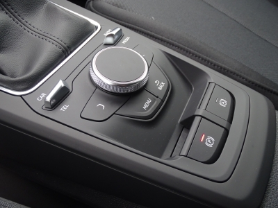 Audi Q2 30 TFSI*LED*DAB*KLIMA*PDC*RFK*TEL.*SPUR ASSI*