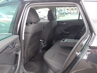 Skoda Kamiq 1.0 Ambition*DSG*NAVI*SHZG*RFK*LED*DAB*PDC