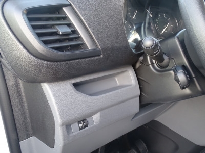 Peugeot Expert L1*9 SITZER*NAVI*TEL.*PDC*DAB*APP CONNECT