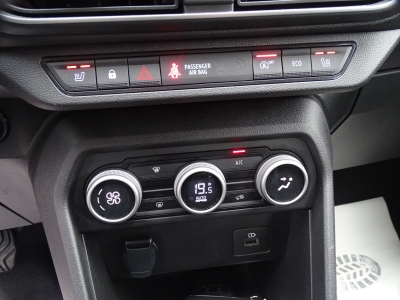 Dacia Sandero 1.0 Stepway Expression+*LED*RFK*NAVI*PDC