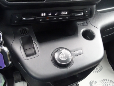 Citroen Berlingo SHINE XL*7-SITZER*RFK*TEMPO*DAB*C APP`S