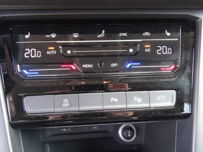 VW Touran 1.5*DSG*LED*DAB*RFK*APP CONNECT*7 SITZER