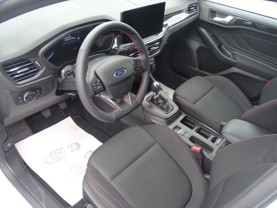 Ford Focus ST-Line HYBRID*NAVI*SHZG*LED*DAB*RFK*GJR* 