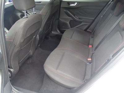 Ford Focus ST-Line HYBRID*NAVI*SHZG*LED*DAB*RFK*GJR* 