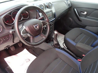 Dacia Sandero 1.0 Stepway*NAVI*SHZG*RFK*GJR*PDC*TEL.*