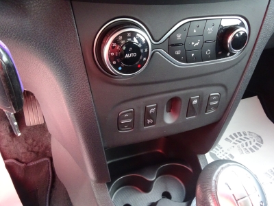 Dacia Sandero 1.0 Stepway*NAVI*SHZG*RFK*GJR*PDC*TEL.*