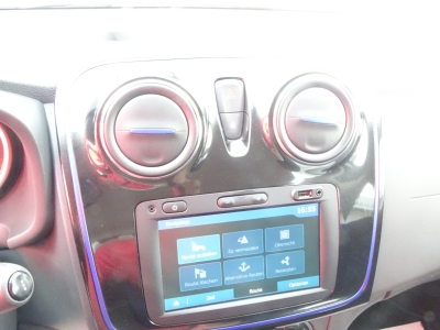 Dacia Sandero 1.0 Stepway*NAVI*SHZG*RFK*GJR*PDC*TEL.*