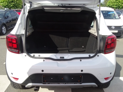 Dacia Sandero 1.0 Stepway*NAVI*SHZG*RFK*GJR*PDC*TEL.*