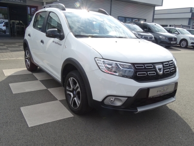 Dacia Sandero 1.0 Stepway*NAVI*SHZG*RFK*GJR*PDC*TEL.*