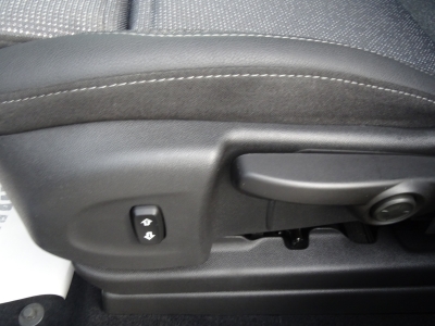 Opel Crossland Elegance*AT*DAB*LED*NAVI*PANO*GJR*TEMP 