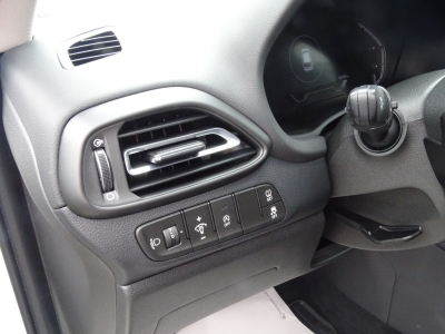 Hyundai i30 Edition30+*AT*LED*NAVI*DAB*RFK*SHZG*CAR PLAY