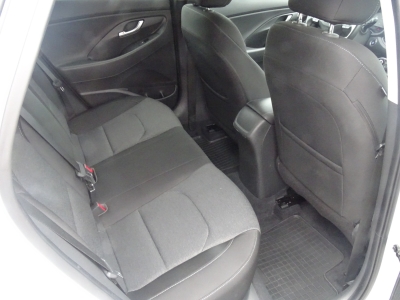 Hyundai i30 Edition30+*AT*LED*NAVI*DAB*RFK*SHZG*CAR PLAY