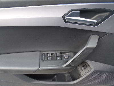 Seat Leon FR e-Hybrid*DSG*LED*DAB*NAVI*SHZG*RFK*ACC*