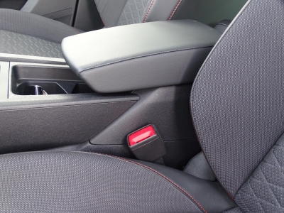 Seat Leon FR e-Hybrid*DSG*LED*DAB*NAVI*SHZG*RFK*ACC*