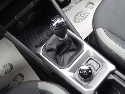 Dacia Duster TCe 130 Extreme*4x4*LED*NAVI*DAB*KAMERA*