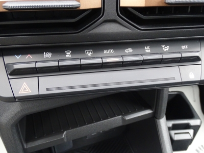 Dacia Duster TCe 130 Extreme*4x4*LED*NAVI*DAB*KAMERA*