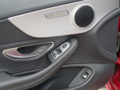 Mercedes-Benz C 180 COUPE*AMG LINE*NAVI*RFK*LED*SHZG*CAR PLAY*