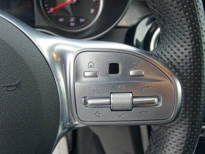 Mercedes-Benz C 180 COUPE*AMG LINE*NAVI*RFK*LED*SHZG*CAR PLAY*