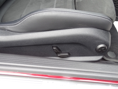 Mercedes-Benz C 180 COUPE*AMG LINE*NAVI*RFK*LED*SHZG*CAR PLAY*