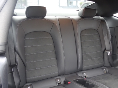 Mercedes-Benz C 180 COUPE*AMG LINE*NAVI*RFK*LED*SHZG*CAR PLAY*