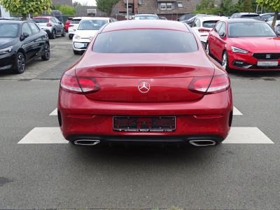 Mercedes-Benz C 180 COUPE*AMG LINE*NAVI*RFK*LED*SHZG*CAR PLAY*