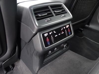 Audi A6 40 TDI*S LINE*S TRONIC*AHK*KAMERA*DAB*LED*B&O
