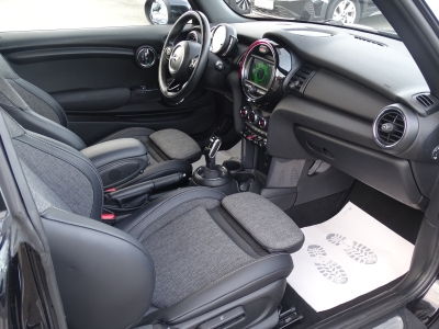 MINI One 1.5 / NAVI / 2 x PDC / MFL / ALU NAVI / SHZ