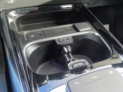 Mercedes-Benz B 180 7 GANG DCT*NAVI*GJR*SHZG*TEMP*LED*PDC*MFL 