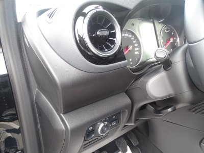 Mercedes-Benz T-Klasse 180*LED*CARPLAY/ANDROID*RFK*DAB*SHZG*GJR*PDC*