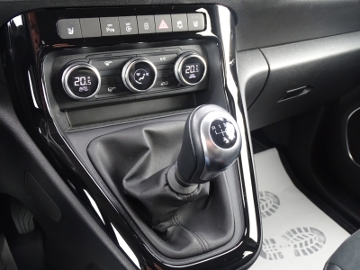 Mercedes-Benz T-Klasse 180*LED*CARPLAY/ANDROID*RFK*DAB*SHZG*GJR*PDC*