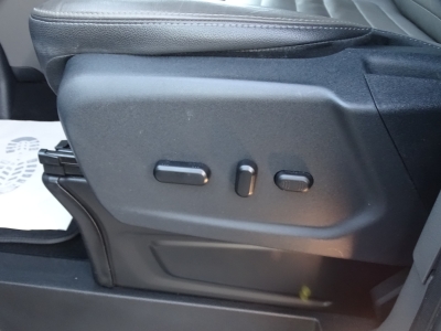 Ford Tourneo Custom TITANIUM*NAVI*LEDER*XENON*AHK*RFK