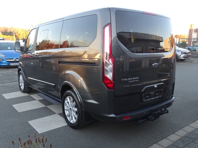 Ford Tourneo Custom TITANIUM*NAVI*LEDER*XENON*AHK*RFK